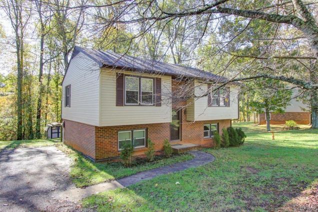 108 valleywood dr forest va 24551 mls 842870 estately 72 842870 0 1510164132 636x435