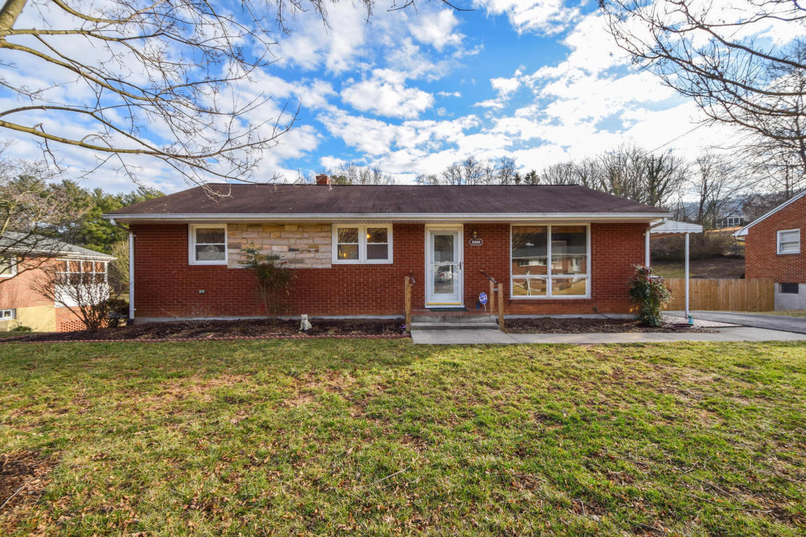 5328 Grandin Rd Ext, Roanoke, VA 24018 Estately 🧡 MLS 845013