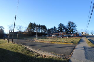 823 Stuart DR