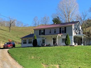 658 Queens Knob RD
