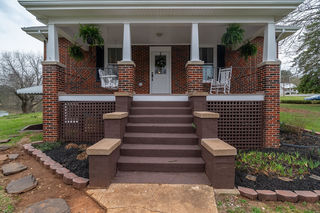 513 Vine ST