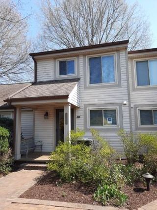 8567 Muirfield CIR