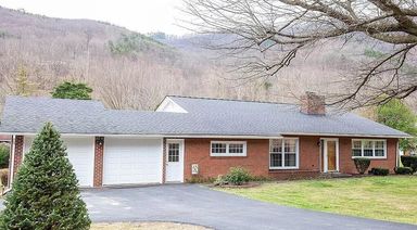 2907 Winterberry AVE