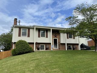 522 McGeorge DR