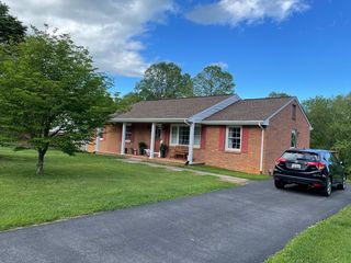964 Knollwood DR