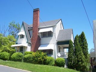 416 Brussels AVE