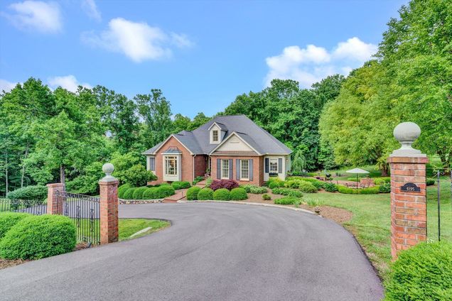 Steeplechase Dr - 6195 Steeplechase DR, Roanoke, VA 24018 | Estately 🧡 | MLS# 880567