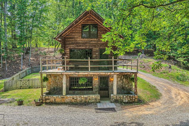 2603 Rutrough RD Roanoke, VA House Active - Photo 1 of 58. Opens carousel modal