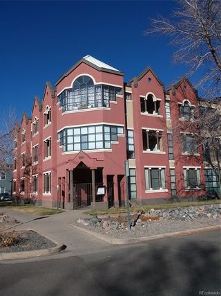 2403 Glenarm Place Unit 106