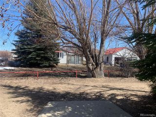 699 W Washington Avenue