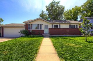 826 E 114th Place