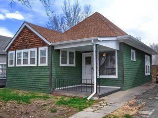 712 Lowell Boulevard