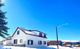 401 E 10th Street