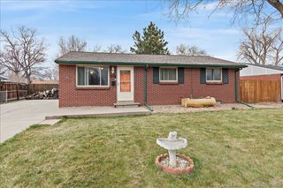 6827 W 53rd Place