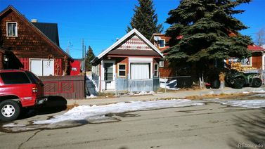 120 E 11th Street