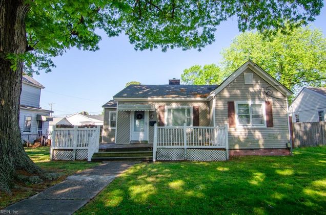 738 Vermont Avenue Portsmouth, VA House Sold - Photo 1 of 30. Opens carousel modal