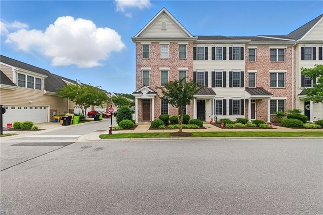 501 Fleming Way