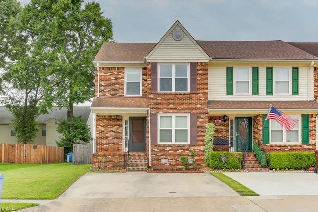 3112 Radcliffe Lane Chesapeake, VA Townhouse Sold - Photo 1 of 1. Opens carousel modal