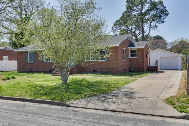 17 Briar Drive