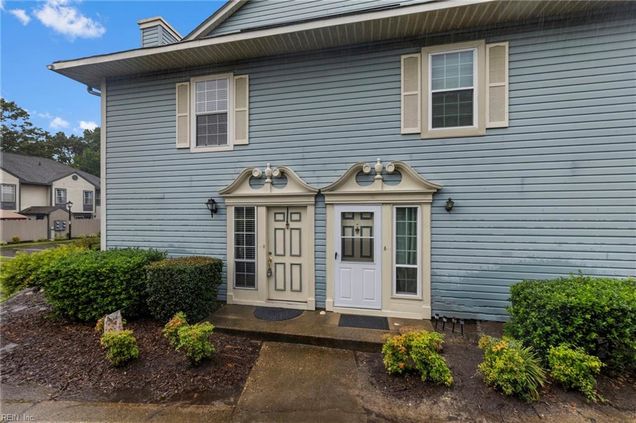 301 Ferdinand Circle