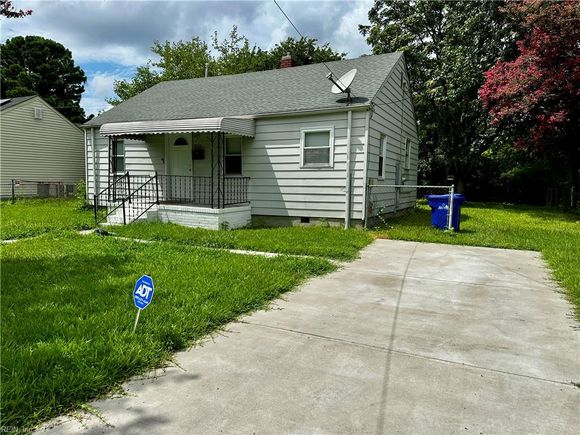 320 Killian Avenue