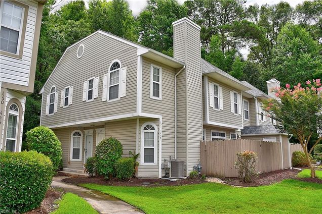 1449 Shortleaf Lane