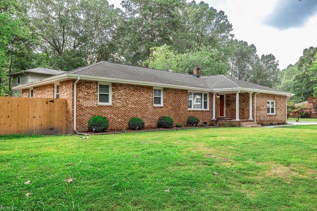 817 Englewood Drive
