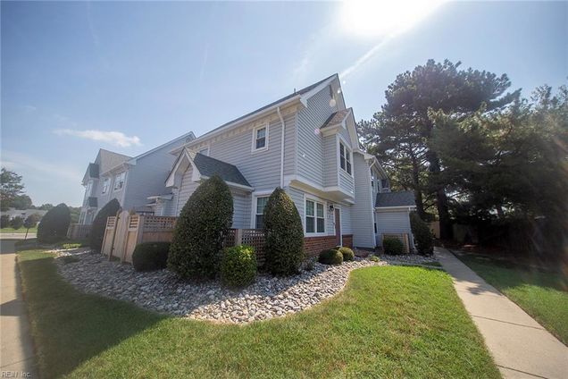 3815 Holsten River Reach Unit D Portsmouth, VA House Active - Photo 1 of 38. Opens carousel modal