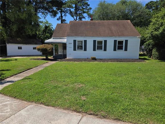 1335 Sunset Drive