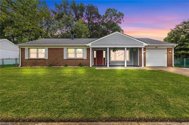 4621 Helensburgh Drive Chesapeake, VA House Active - Photo 1 of 38. Opens carousel modal