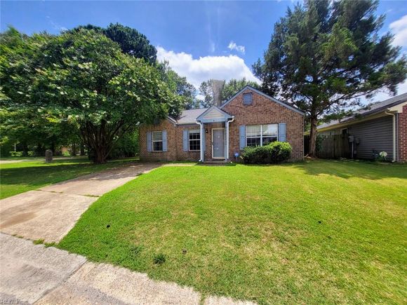 4 Roy Court Hampton, VA House Active - Photo 1 of 11. Opens carousel modal