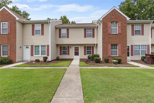 3472 Clover Meadows Drive
