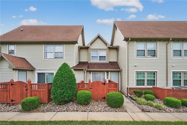 3826 Occoquan River Reach Unit A Portsmouth, VA House Active - Photo 1 of 21. Opens carousel modal