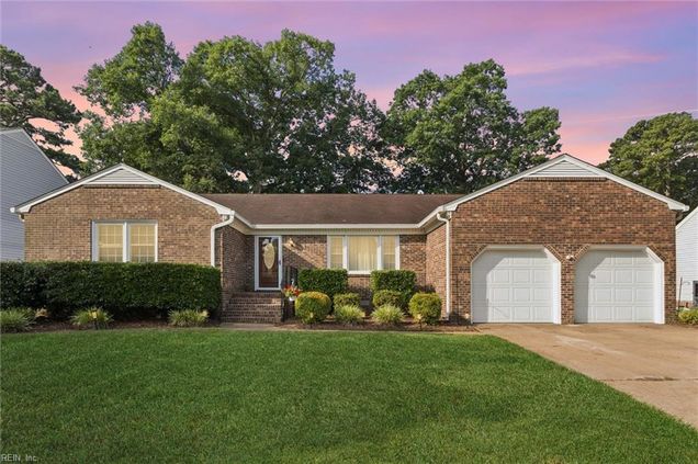 40 Chowning Drive Hampton, VA House Active - Photo 1 of 34. Opens carousel modal