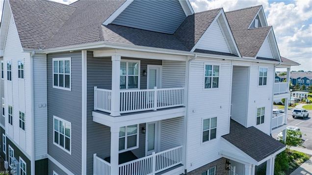1724 Dromolin Drive Unit 308