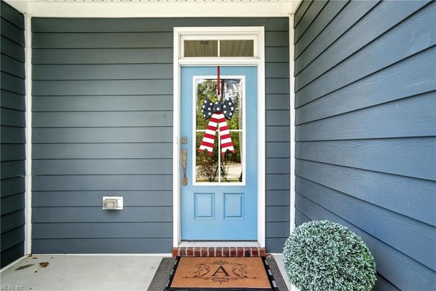 102 Mizzen Quarter Loop Yorktown, VA House Active - Photo 1 of 40. Opens carousel modal