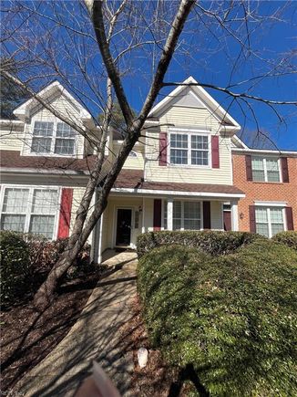 817 Oak Springs Ct Court