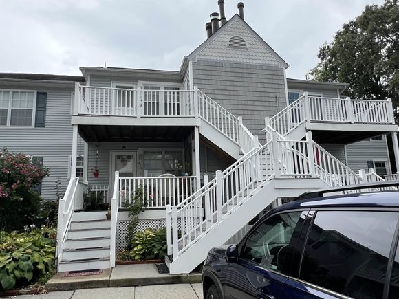 226 London Egg Harbor Township, NJ Condo Active - Photo 1 of 28. Opens carousel modal