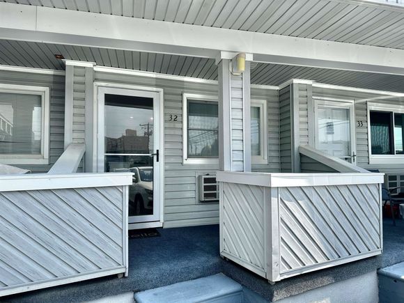 9105 Atlantic Margate, NJ Condo Active - Photo 1 of 12. Opens carousel modal