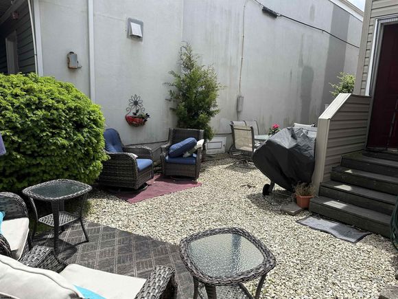 33 S Benson Margate, NJ Condo Active - Photo 1 of 12. Opens carousel modal