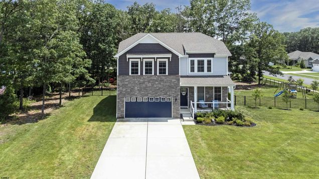 300 Glen Dornoch Lane