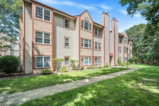 44 Trotters Unit 44 Galloway Township, NJ Condo Active - Photo 1 of 19. Opens carousel modal