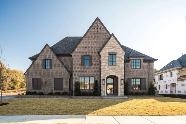636 Bushchat Ln Collierville, TN House Sold - Photo 1 of 25. Opens carousel modal