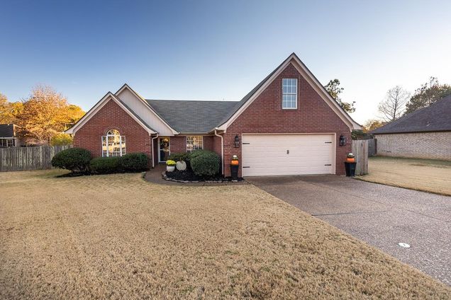 7775 Shadow Elm Ln Bartlett, TN House Sold - Photo 1 of 25. Opens carousel modal