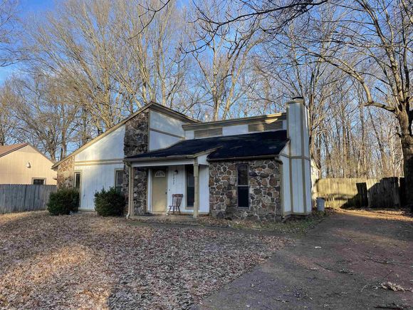 2232 Morning Vista Dr Memphis, TN House Sold - Photo 1 of 10. Opens carousel modal