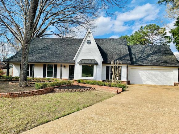1602 Bubbling Brook Cv Germantown, TN House Sold - Photo 1 of 21. Opens carousel modal