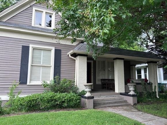 2184 Cowden Ave Memphis, TN House Active - Photo 1 of 7. Opens carousel modal