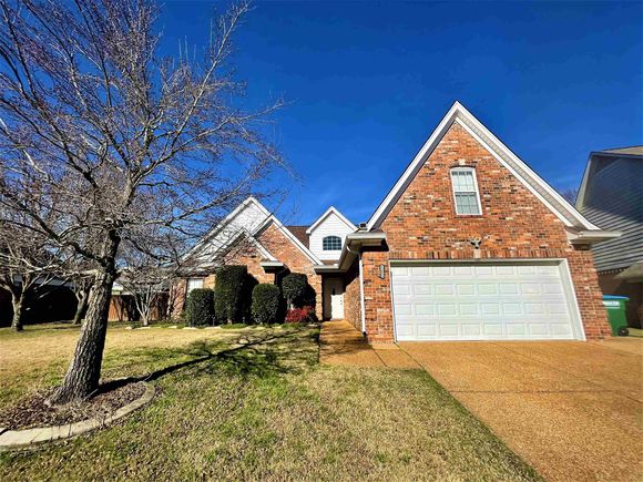 11652 Belle Manor Dr Arlington, TN House Active - Photo 1 of 22. Opens carousel modal