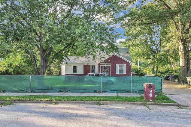942 N Frayser Cir Memphis, TN House Active - Photo 1 of 1. Opens carousel modal