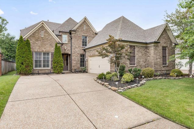 1651 De Haig Ln